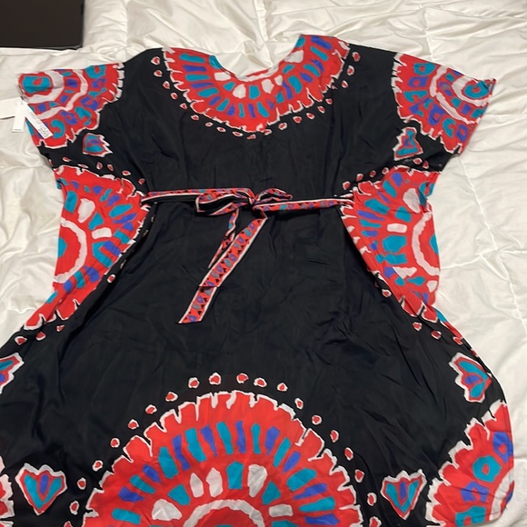 Trina Turk NEW NWT cruise lightweight swim coverup L Large black red - Picture 6 of 8